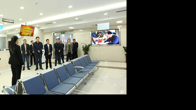 ʡ��ί��ί��פʡ��������ί�ͼ������鳤<br/>�·���һ�е���ָ�������ǻ�����ɹ�ƽ̨����