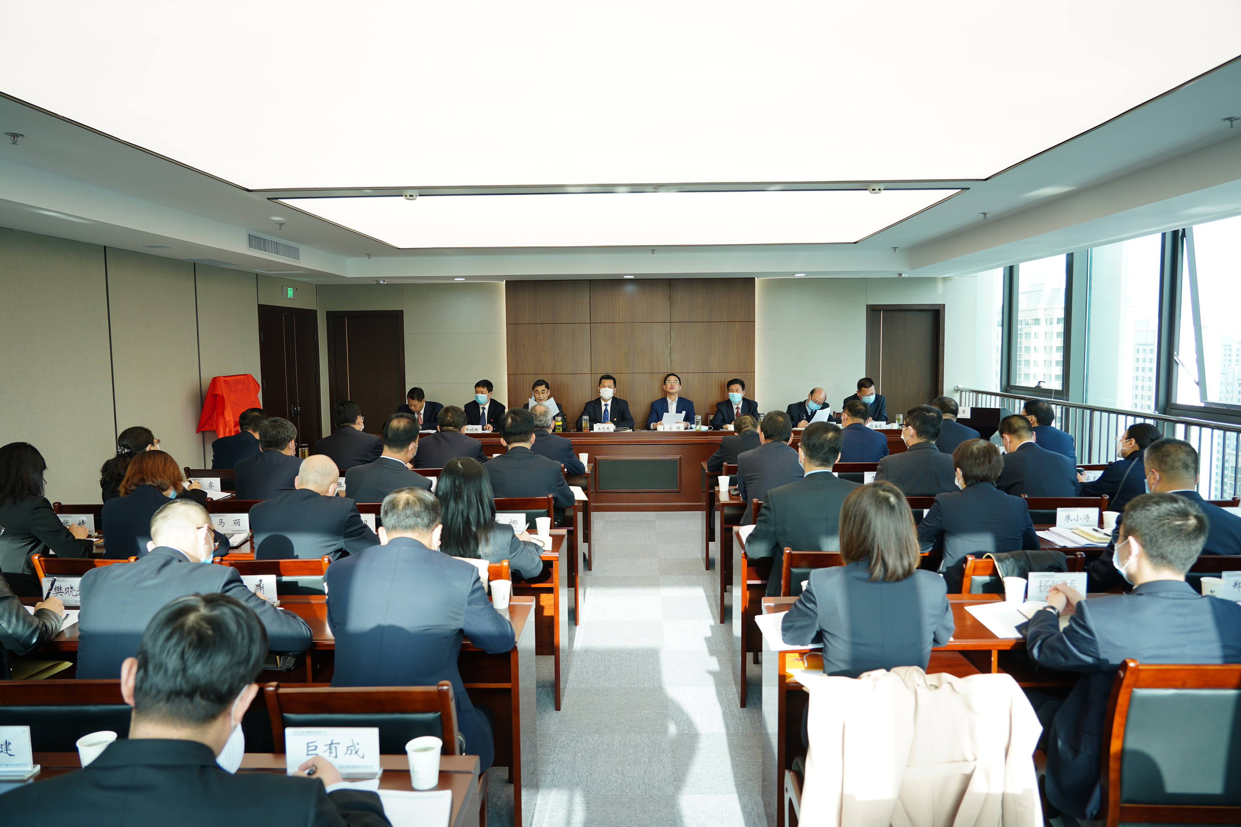 ����yl6776�������ż��ž��и���ʡ���ίԱ��<br/>��פ���Źɷݹ�˾���רԱ�칫�ҹ�����ʽ