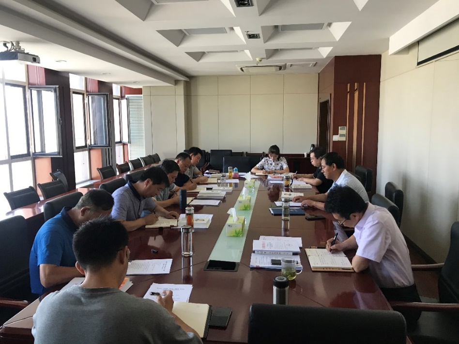 ���������˾��ί��չ<br/>����ͷ�ԡ��Ҷ̰���������ץ���ġ���������<br/>ר�������˶�